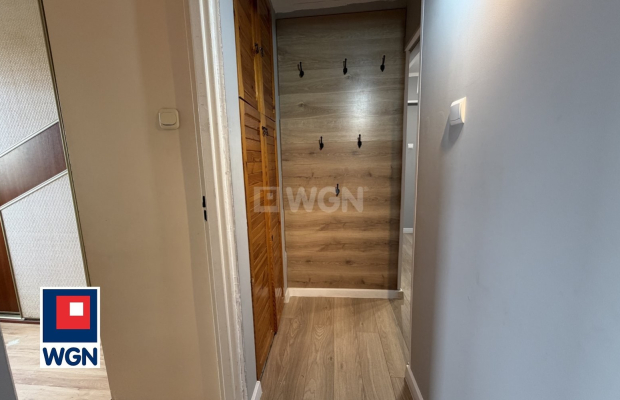 Głogów, 57m mieszkanie, 4 pokoje, 4 piętro, balkon, sprzedam. 
  
Oferta idealna dla osób szukających funkcjonalnego 4 pokojowe