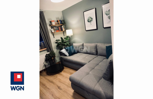 Polkowice, 3 pokoje, parter, balkon, ogródek, wynajmę, 55,5 m2, 2700 zł miesięcznie.  
  
Do wynajęcia trzypokojowe umeblowane 