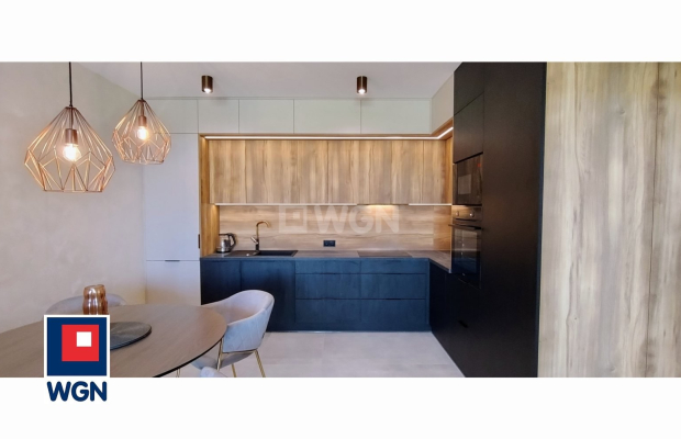 Polkowice, 2 pokoje, 1 piętro, balkon, wynajmę, 42 m2, 2800 zł miesięcznie.  
  
Dostępne: do uzgodnienia.  
Najem okazjonalny.