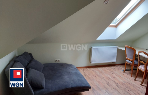 Polkowice, 3 pokoje, piętro domu z ogrodem, wynajmę, 130 m2, 3900 zł miesięcznie.  
  
  
Dostępne od 03.2026r. Polecam.  
  
D