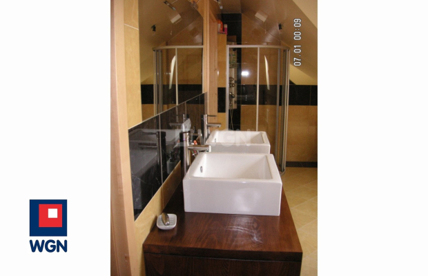 Polkowice, 3 pokoje, piętro domu z ogrodem, wynajmę, 130 m2, 3900 zł miesięcznie.  
  
  
Dostępne od 03.2026r. Polecam.  
  
D