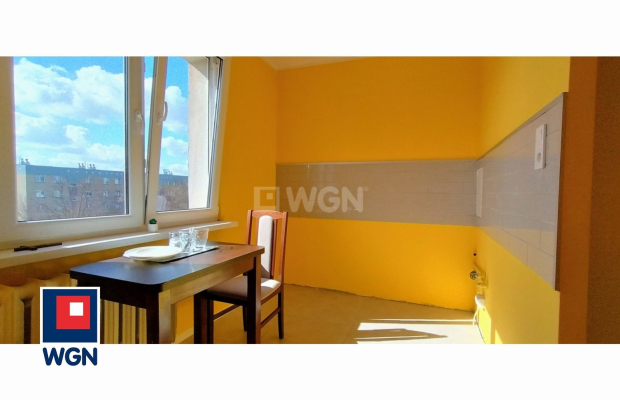 Głogów, mieszkanie, kawalerka, 31,40 m2, sprzedam 212000 zł.

Na sprzedaż mieszkanie kawalerka, na IV piętrze w centrum miasta,