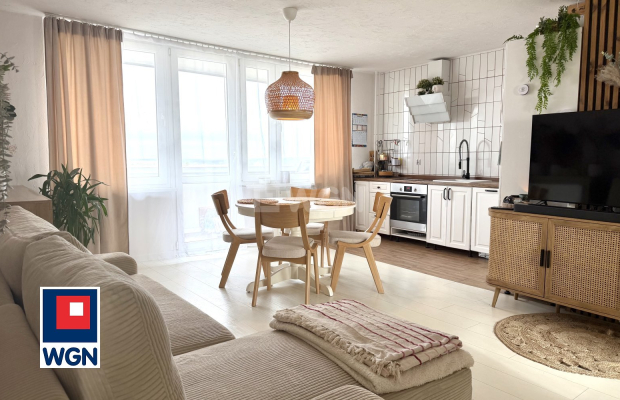 Polkowice, Skalników, mieszkanie 65m2 sprzedam 430 000 zł 
 
Na sprzedaż mieszkanie w wieżowcu na ulicy Skalników. 
Mieszkanie 