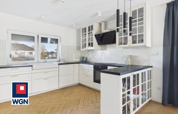 Radwanice, powiat Polkowicki, dom jednorodzinny, powierzchnia użytkowa 129,70 m2, działka 18 ar, sprzedam 1 090 000,00 zł.  
  