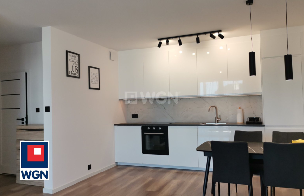 Polkowice, 2 pokoje, 3 piętro, balkon, winda, 47 m2, 484000 zł, sprzedam.  
  
Na sprzedaż nowoczesne dwupokojowe umeblowane mi