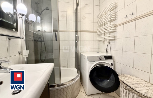 Sprzedam mieszkanie 65 m2, Głogów, 375 000 zł.

Na sprzedaż mieszkanie, znajdujące się na III piętrze bloku przy ulicy Władysła