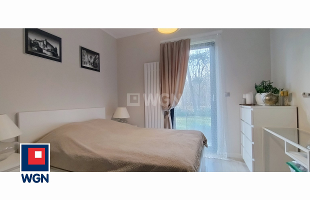 Kaźmierzów, dom, 5 pokoi, 179 m2, działka 1205 m2, sprzedam, cena 1 350 000 zł. 
 
Na sprzedaż dom wolnostojący 179 m2 powierzc