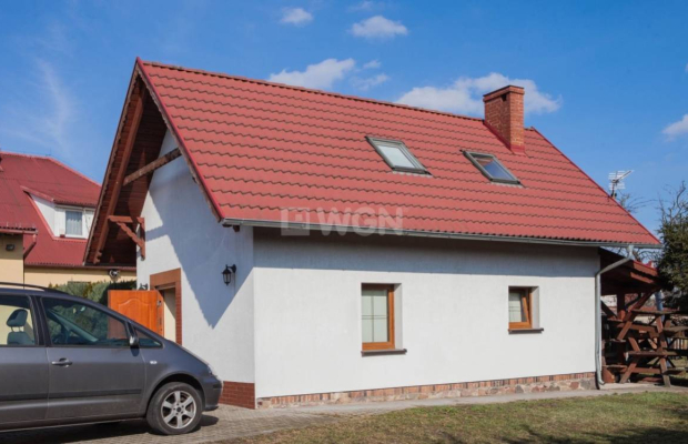 Kargowa, restauracja z zapleczem i pokojami hotelowymi, sprzedam, 960 000 zł.  
  
Na sprzedaż obiekt komercyjny o powierzchni 