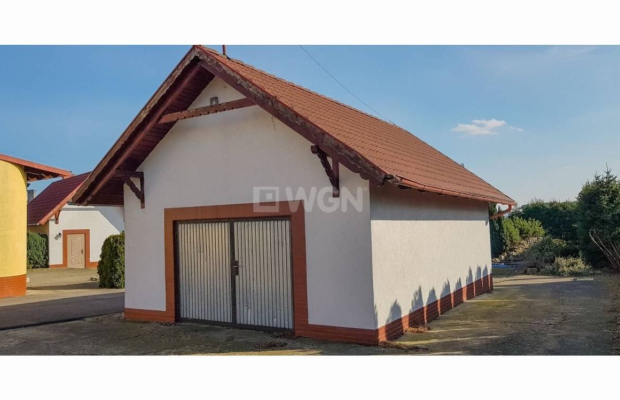 Kargowa, restauracja z zapleczem i pokojami hotelowymi, sprzedam, 960 000 zł.  
  
Na sprzedaż obiekt komercyjny o powierzchni 