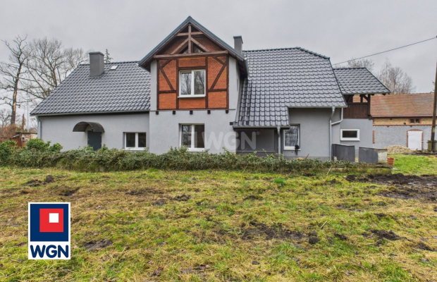 Kożuchów, dom wolnostojący, 250 m2, działka 2666 m2, cena 699 000 zł, sprzedam.  
  
Zapraszam do zapoznania się z ofertą sprze