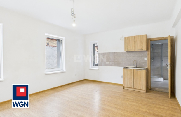 Kożuchów, dom wolnostojący, 250 m2, działka 2666 m2, cena 699 000 zł, sprzedam.  
  
Zapraszam do zapoznania się z ofertą sprze