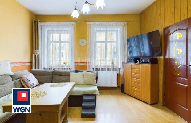 Nowa Sól, mieszkanie, 82,2 m2, 1 piętro, sprzedam, cena 380 000 PLN.  
  
Oferuję na sprzedaż wyjątkowe mieszkanie zlokalizowan