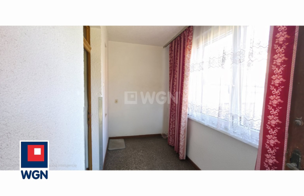 Nowa Sól, dom wolnostojący 150 m2, działka 75 ar, sprzedam, 690 000 zł.  
  
Zapraszam do zapoznania się z ofertą sprzedaży dom