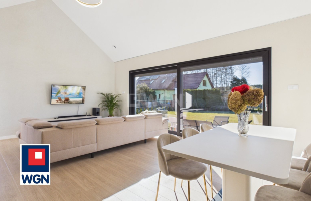 Dom jednorodzinny parterowy - projekt `Ekonomiczny 4T` , Gorzyca, gm. Lubin  
  
Ten dom łączy funkcjonalny projekt parterowy z