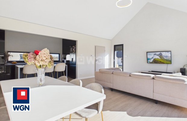 Dom jednorodzinny parterowy - projekt `Ekonomiczny 4T` , Gorzyca, gm. Lubin  
  
Ten dom łączy funkcjonalny projekt parterowy z