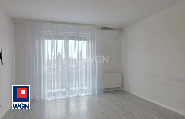 Nowa Sól, 3 pokoje, wynajmę, nowe budownictwo, 57 m2, 3000 zł miesięcznie.  
  
Mieszkanie dostępne od zaraz.  
  
Do wynajęcia