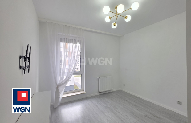 Nowa Sól, 3 pokoje, wynajmę, nowe budownictwo, 57 m2, 3000 zł miesięcznie.  
  
Mieszkanie dostępne od zaraz.  
  
Do wynajęcia