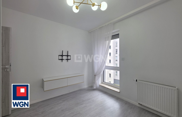 Nowa Sól, 3 pokoje, wynajmę, nowe budownictwo, 57 m2, 3000 zł miesięcznie.  
  
Mieszkanie dostępne od zaraz.  
  
Do wynajęcia