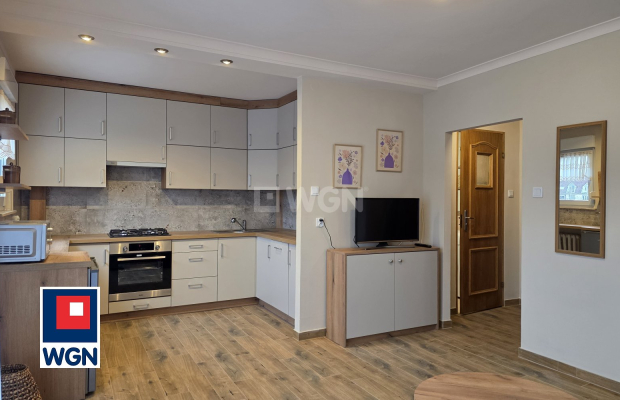 Zielona Góra, kawalerka, wynajmę, 33 m2, 2200 zł miesięcznie.  
  
Mieszkanie dostępne od zaraz.  
  
Do wynajęcia kawalerka zl