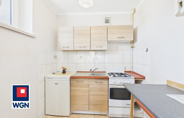 Nowa Sól, mieszkanie, kawalerka, 33 m2, sprzedam, 199 000 zł.  
  
Na sprzedaż jednopokojowe mieszkanie o powierzchni użytkowej