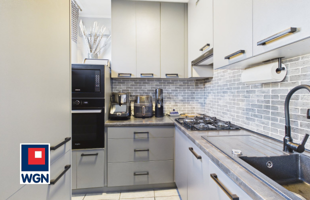 Przemków, mieszkanie, 58,27 m2, 4 pokoje, 3 piętro, cena 275 000 zł, sprzedam. 
 
Na sprzedaż funkcjonalne i zadbane mieszkanie