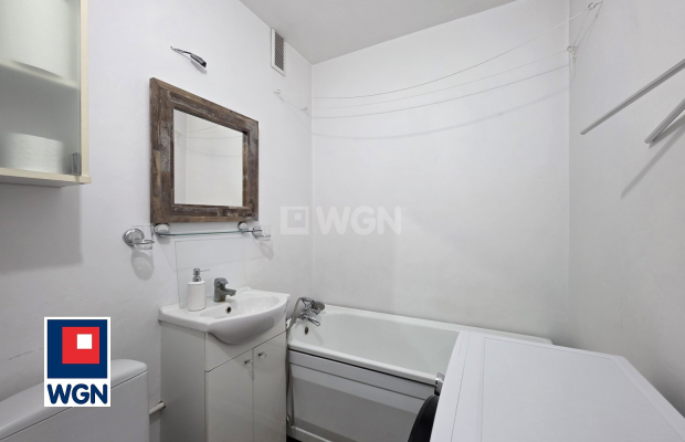 Zielona Góra, kawalerka, sprzedam, 30,09 m2, 199 000 zł.  
  
Na sprzedaż kawalerka zlokalizowana przy os. Konstytucji 3 Maja n