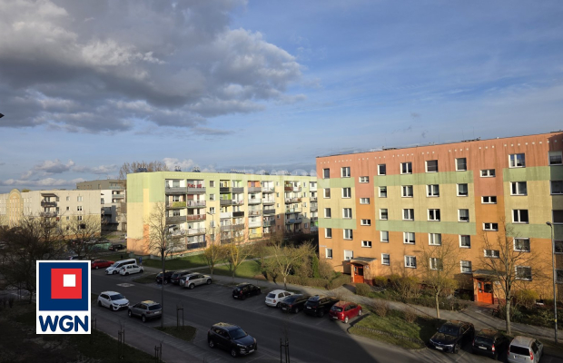 Zielona Góra, kawalerka, sprzedam, 30,09 m2, 199 000 zł.  
  
Na sprzedaż kawalerka zlokalizowana przy os. Konstytucji 3 Maja n