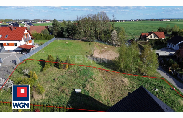 Działka z pozwoleniem i mediami - Konradówka gm. Chojnów  
  
Na sprzedaż w pełni przygotowana do startu prac działka budowlana