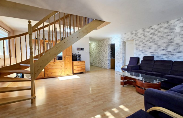 Dom Wolnostojący, Garaż, Wiata, Panele