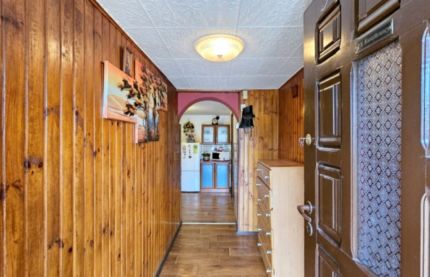 Dom wolnostojący, bud. gosp. i 2 działki