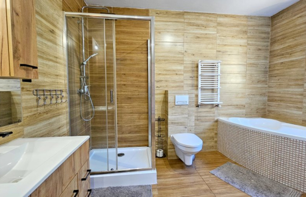 Dom Wolnostojący, Garaż, Wiata, Panele