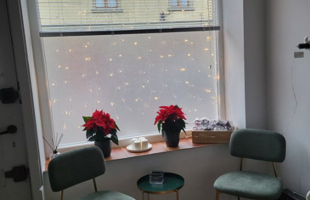 Lokal handlowy usługowy biurowy w centrum Płot