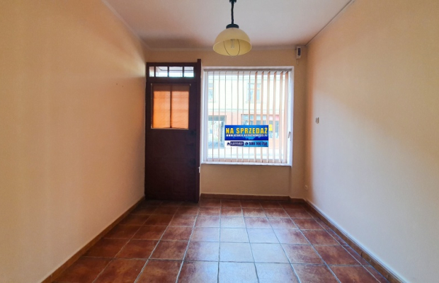 Lokal handlowy usługowy biurowy w centrum Płot