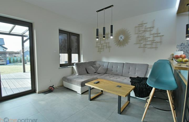 Nowoczesny dom z 2019 r. Chrząstawa Mała