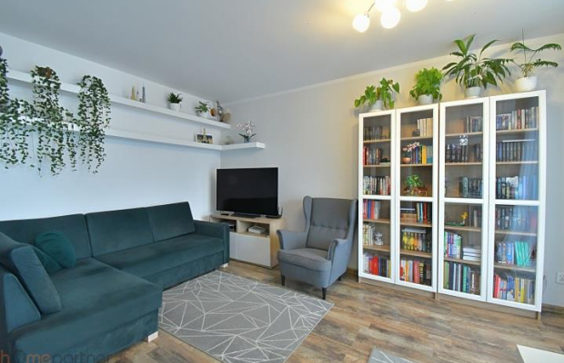 2 pokoje z garderobą, klimatyzacja, budynek 2005 r.