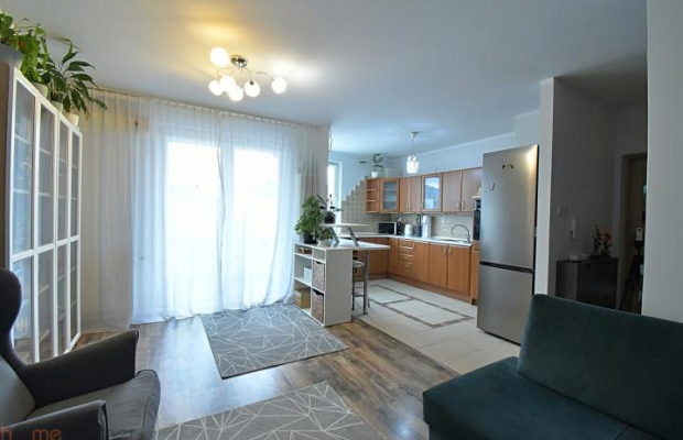 2 pokoje z garderobą, klimatyzacja, budynek 2005 r.