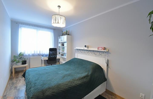 2 pokoje z garderobą, klimatyzacja, budynek 2005 r.