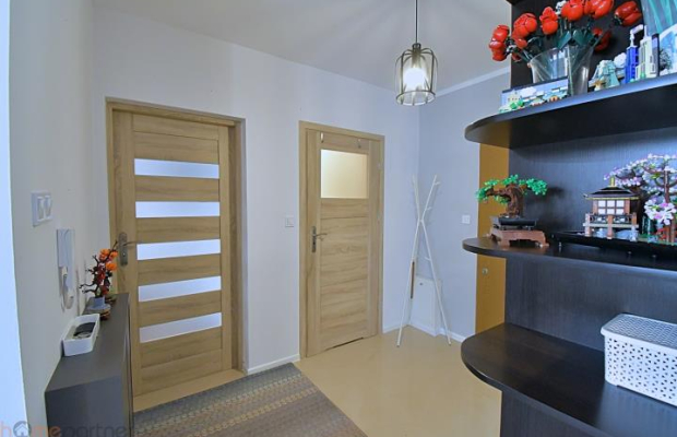 2 pokoje z garderobą, klimatyzacja, budynek 2005 r.