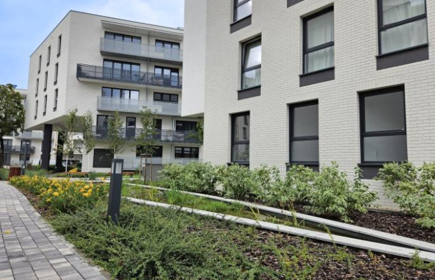 MIESZKANIE NA SPOKOJNYM OSIEDLU, UL. DŁUGA