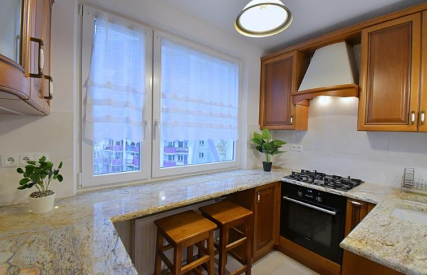 Ciche 2 pokoje z oddzielna kuchnią