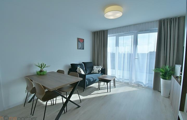 Pachnące nowością 2 pokoje z balkonem, ciche