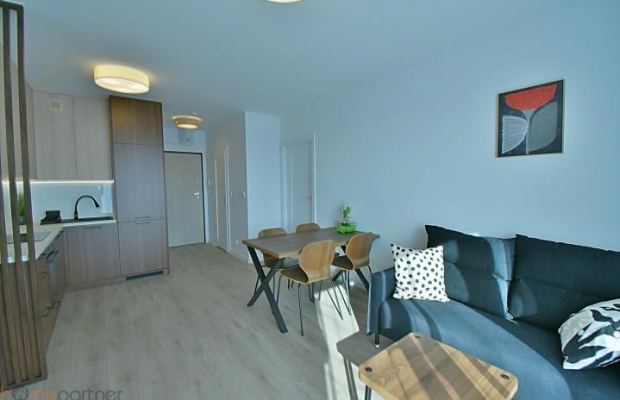 Pachnące nowością 2 pokoje z balkonem, ciche