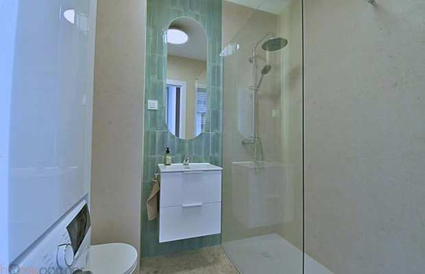 Pachnące nowością 2 pokoje z balkonem, ciche