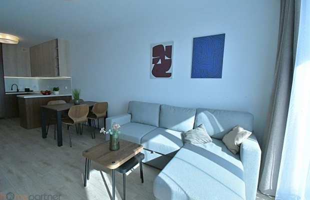 Pachnące nowością przestronne 2 pokoje z balkonem