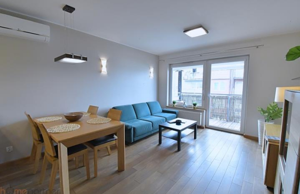 Olimipia port - 3 pokoje z klimatyzacją na wynajem