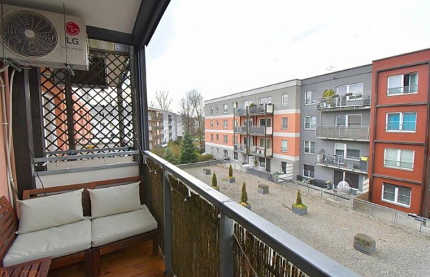 Olimipia port - 3 pokoje z klimatyzacją na wynajem