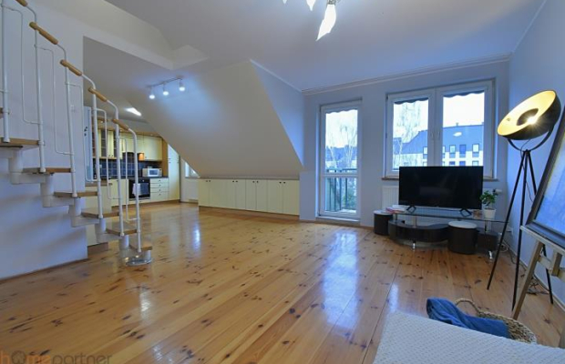 Dwupoziomowy Apartament w Zielonej Okolicy!