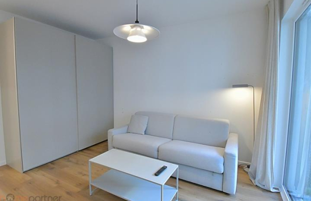 Kawalerka z balkonem I siłownia - Legnicka