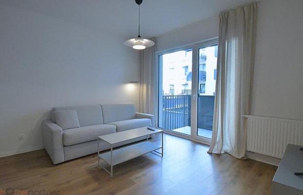 Kawalerka z balkonem I siłownia - Legnicka