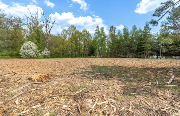 Wyjątkowy teren przy lesie. Idealne pod Twój dom.